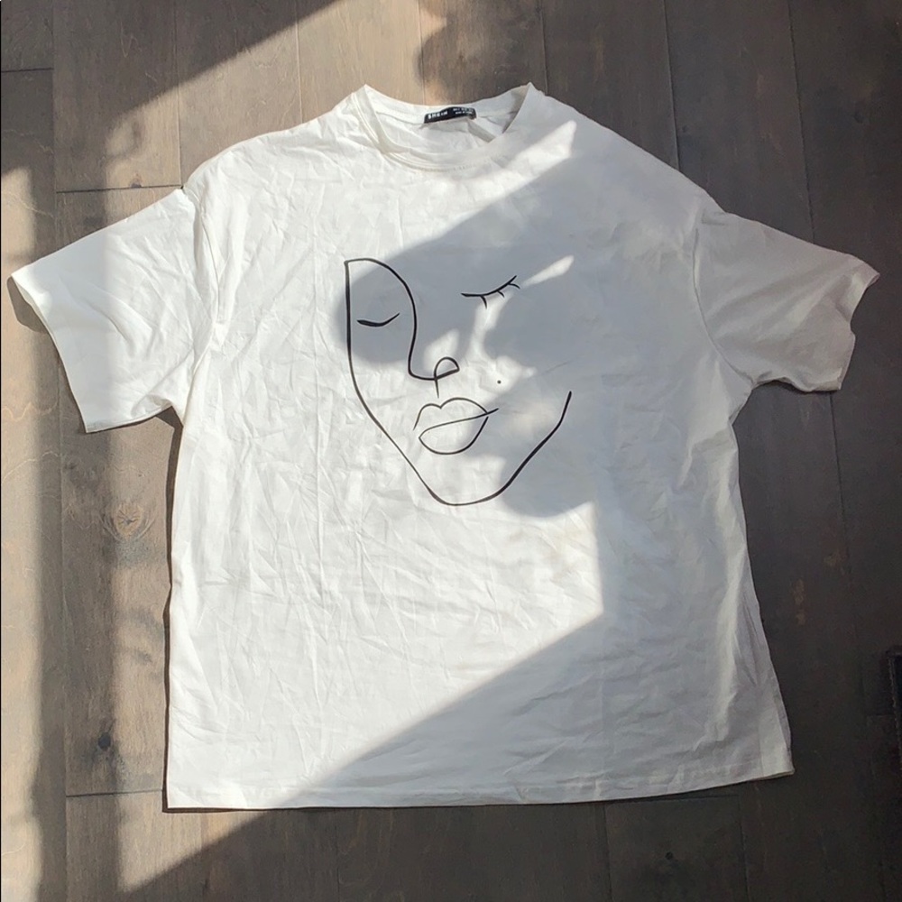 Oversized graphic t-shirt